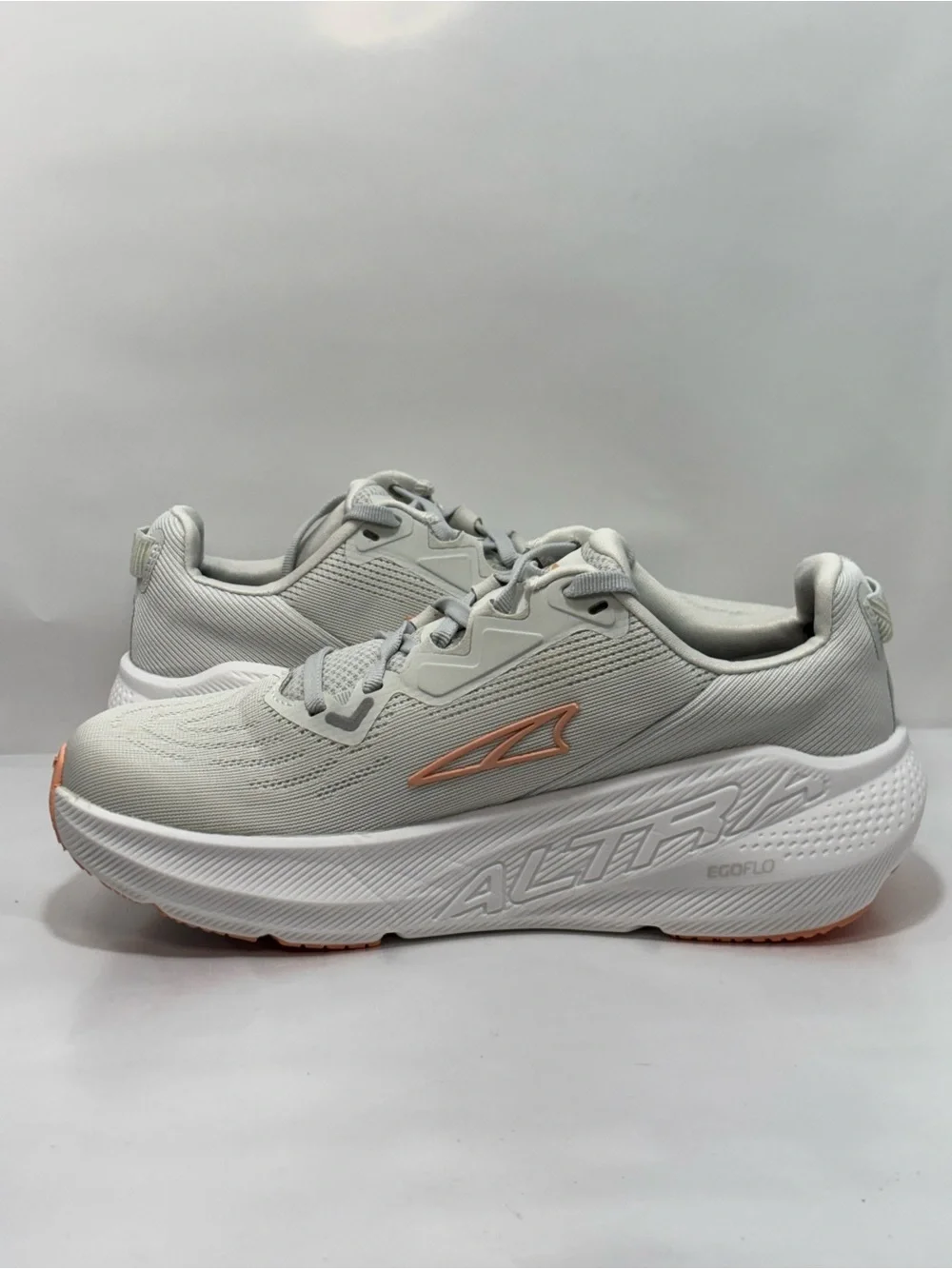 Altra FWD VIA Road Running Sneakers Women's Size 7 Light Gray/Orange ALOA85PW224